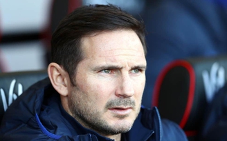 HLV Frank Lampard: “Cầu thủ không có tiếng nói trong quyết định thi đấu lại”