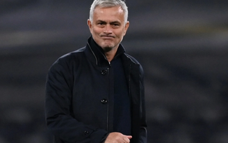 HLV Mourinho: ‘Tottenham đang trên đường xây dựng đội hình thiện chiến như Liverpool’