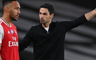 HLV Mikel Arteta thừa nhận áp lực bủa vây khi Arsenal chưa đạt đỉnh mong muốn