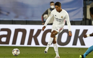 Real Madrid sốt ruột khi Raphael Varane dính chấn thương trước đại chiến Chelsea