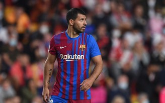 Nhận định bảng E Champions League: Khó khăn bủa vây Barcelona, thêm Aguero vắng mặt 3 tháng