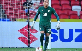 Thủ môn tuyển Thái Lan Chatchai Budprom chia tay AFF Cup 2020 vì bị rách dây chằng