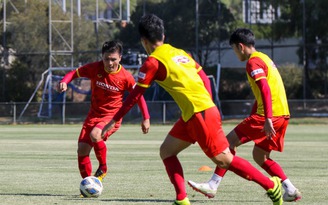 Báo Thái Lan bất ngờ với khả năng Quang Hải vẫn ở lại V-League