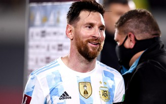 Messi trở lại tuyển Argentina tìm niềm vui