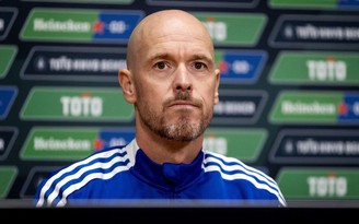 HLV Erik Ten Hag bất ngờ tiết lộ về tình trạng của Cristiano Ronaldo và M.U