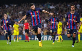 Barcelona nhấn chìm ‘Tàu ngầm vàng’ Villarreal để trở lại cuộc đua vô địch La Liga
