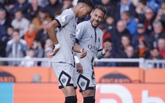Neymar thay Messi giúp PSG đánh bại Lorient tại Ligue 1