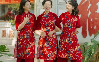 Diện “chăn con công” chơi Tết - mẫu áo dài lạ cho nàng hoài cổ yêu vintage