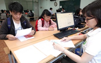 Thủ tướng công bố dịch viêm phổi Vũ Hán, trường ĐH dời lịch học trong đêm