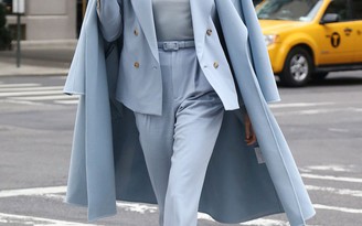 Thời trang không nhuốm màu thời gian của nữ hoàng đường băng Karlie Kloss truyền cảm hứng cho nhiều thế hệ phụ nữ