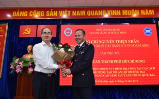 11 tháng, hải quan TP.HCM thu ngân sách vượt chỉ tiêu cả năm 300 tỉ đồng