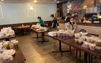 Quy định 'ngặt nghèo' đón khách trở lại: Việt kiều Mỹ mở nhà hàng ở Cali nói gì?