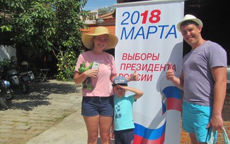 Công dân Nga bầu cử Tổng thống Nga tại Mũi Né