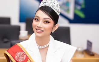 Á hậu Lâm Thu Hồng khoe sắc gợi cảm, tiết lộ nhiệm vụ mới hậu Miss Globe