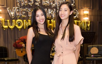 Tiểu Vy mặc giản dị, để mặt mộc dự sinh nhật Hoa hậu Lương Thùy Linh