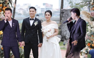 Sao Việt hát tưng bừng trong đám cưới cầu thủ Bùi Tiến Dũng