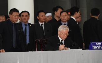 Lãnh đạo Đảng, Nhà nước ghi sổ tang tiếc thương Chủ tịch nước Trần Đại Quang