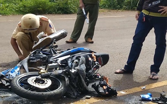 Bình Phước: Xe khách quay đầu va chạm xe máy, một người tử vong