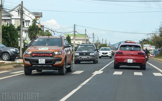 Một năm về quê 2 lần, cần gì mua xe hơi