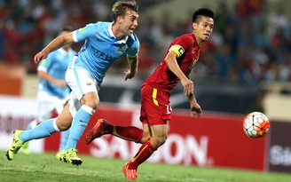 Có nên để tuyển Việt Nam đấu với CLB nước ngoài?