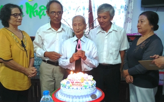 Người thầy 102 tuổi