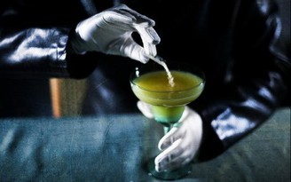 Đổ chất độc vào bể nước sinh hoạt của người dân