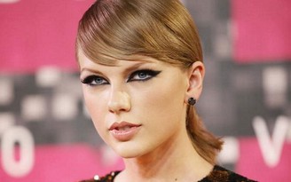Taylor Swift và hai siêu mẫu bị dọa giết