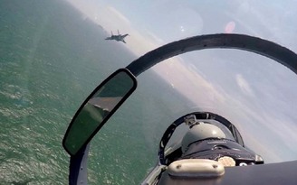 Trung Quốc điều Su-30 ra Trường Sa