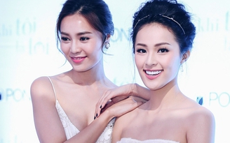Hạ Vi khoe vai trần gợi cảm ôm cứng Ninh Dương Lan Ngọc