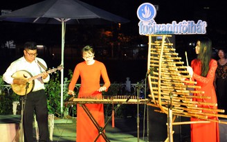 Trình diễn acoustic, thời trang miễn phí ở phố đi bộ Nguyễn Huệ