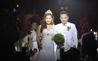 Dàn sao đến chúc mừng hôn lễ của vợ chồng Thiên Bảo