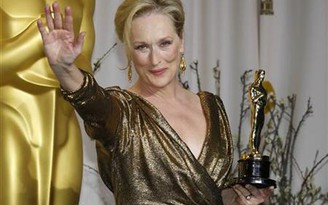 Meryl Streep từ chối mặc váy Chanel dự Oscar
