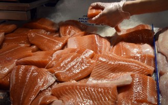 Ăn cá, hạt giúp ngừa sẩy thai và dị tật bẩm sinh