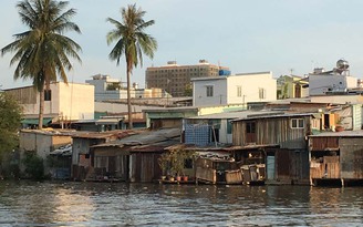 Tắc di dời 20.000 căn nhà ven kênh: Xin cơ chế đặc biệt