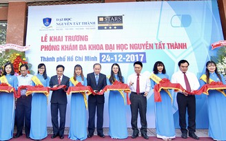 Đại học Nguyễn Tất Thành khai trương phòng khám