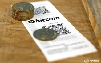 Bitcoin 'bốc hơi' gần 22,5 tỉ USD