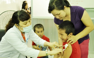TP.HCM nhắn tin mời đi tiêm vắc xin miễn phí