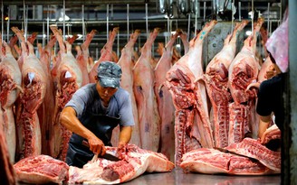Thịt tạm nhập tái xuất ảnh hưởng đến sản xuất trong nước