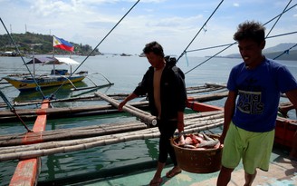 Philippines chỉ trích Trung Quốc “ăn trộm” trên biển