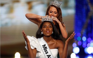 Người đẹp da màu đăng quang 'Hoa hậu Mỹ 2018'