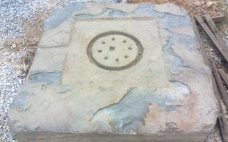 Phát hiện đá có dấu vết Chăm tại Thừa Thiên-Huế