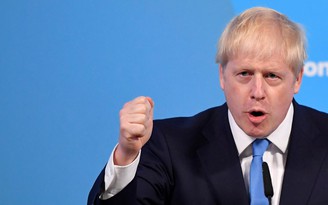 Thủ tướng Anh cam kết giảm người nhập cư