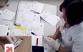 Cắt đôi que test HIV để... 'thử nghiệm': Giải thích ngụy biện
