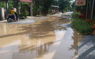 Buộc nhà thầu Trung Quốc hoàn trả đường dân sinh