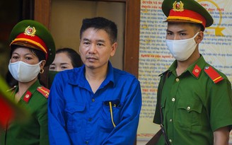 Xét xử vụ gian lận điểm thi ở Sơn La: Nguyên Phó giám đốc Sở GD-ĐT chối tội