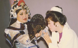 Ký ức sân khấu: Video 'mưa làm gió'