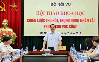 Thu hút nhân tài không phân biệt trong hay ngoài Đảng