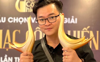 Nguyễn Minh Cường ra ca khúc mới sau thắng lớn ở giải Cống hiến