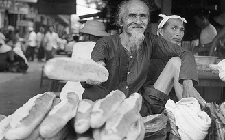 Trăm năm ăn - mặc Sài Gòn: Trăm năm gặm ổ bánh mì