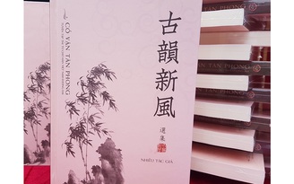 Ra mắt tập thơ chữ Hán theo lối xưa của người nay